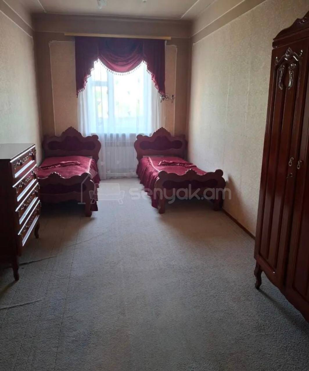 4 Սենյականոց Սեփական Տուն, 150քմ, Նորմալ Վիճակում, Կահավորված