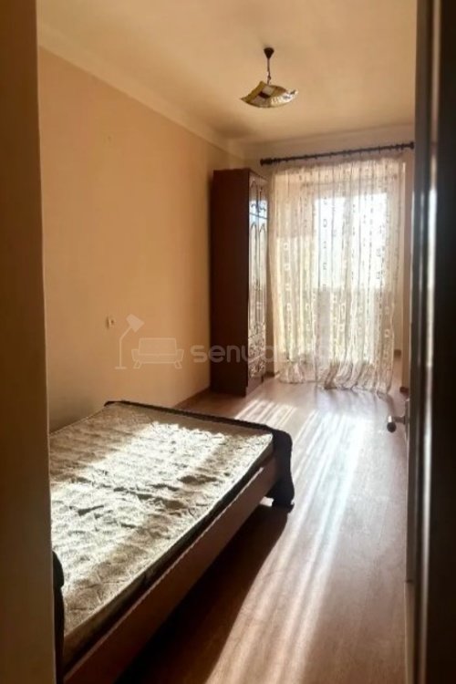 2 Սենյականոց Բնակարան Քարե Շենքում, 60քմ, 2/5 հարկ, Կոսմետիկ Վերանորոգված, Կահավորված, Արևկող