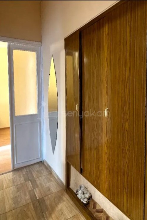 2 Սենյականոց Բնակարան Քարե Շենքում, 60քմ, 2/5 հարկ, Կոսմետիկ Վերանորոգված, Կահավորված, Արևկող