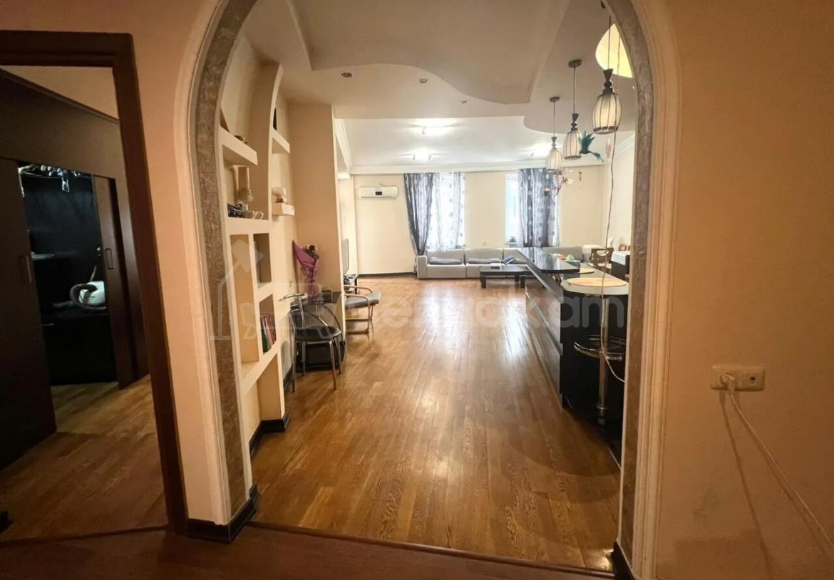 3 Սենյականոց Բնակարան Նորակառույցում, 120քմ, 5/6 հարկ, Կապիտալ Վերանորոգված, Կահավորված, Արևկող