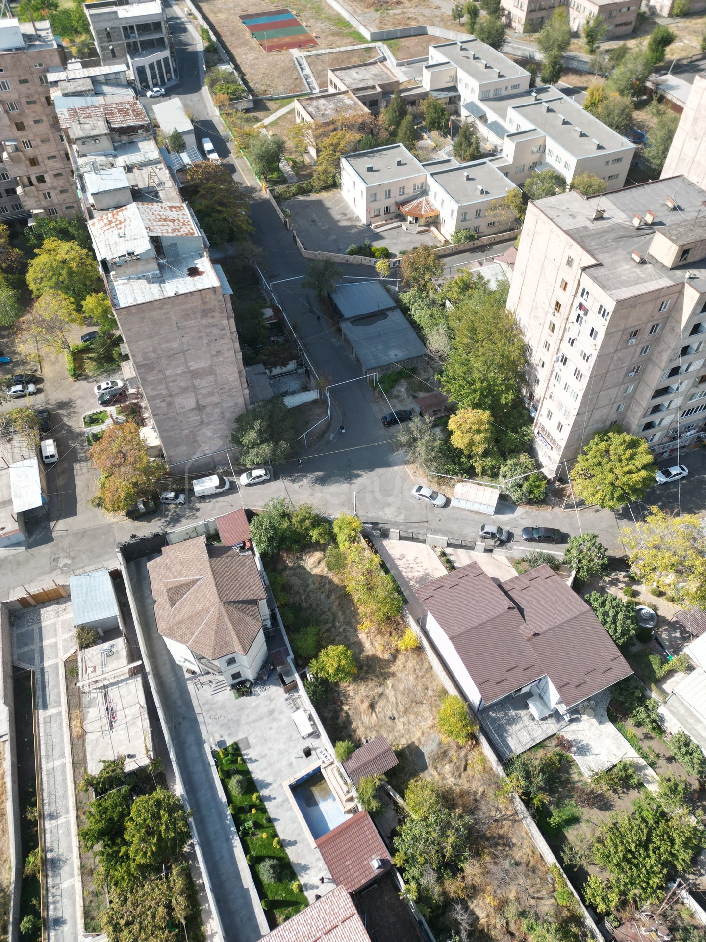 Բնակելի Նշանակության Հողատարածք, 704քմ