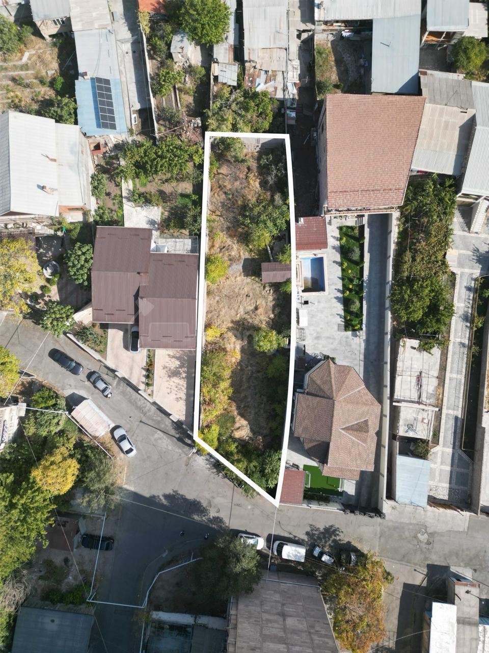 Բնակելի Նշանակության Հողատարածք, 704քմ