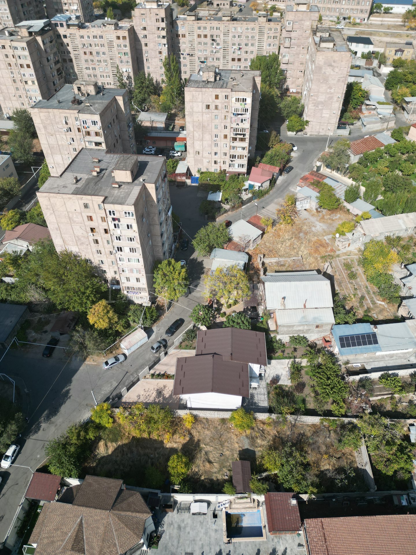 Բնակելի Նշանակության Հողատարածք, 704քմ