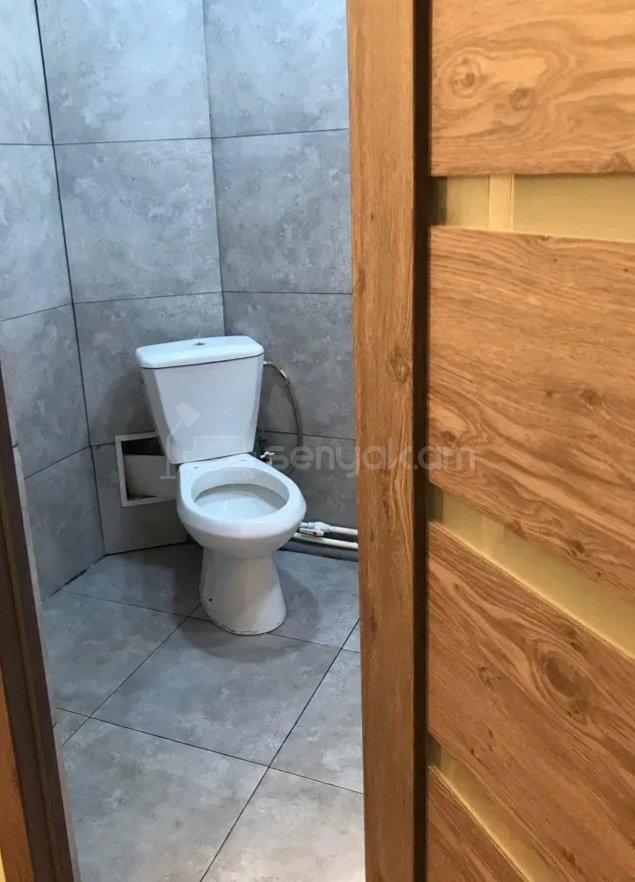 2 Սենյականոց Բնակարան Քարե Շենքում, 65քմ, 4/5 հարկ, Կոսմետիկ Վերանորոգված