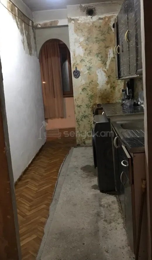 2 Սենյականոց Բնակարան Քարե Շենքում, 65քմ, 4/5 հարկ, Կոսմետիկ Վերանորոգված