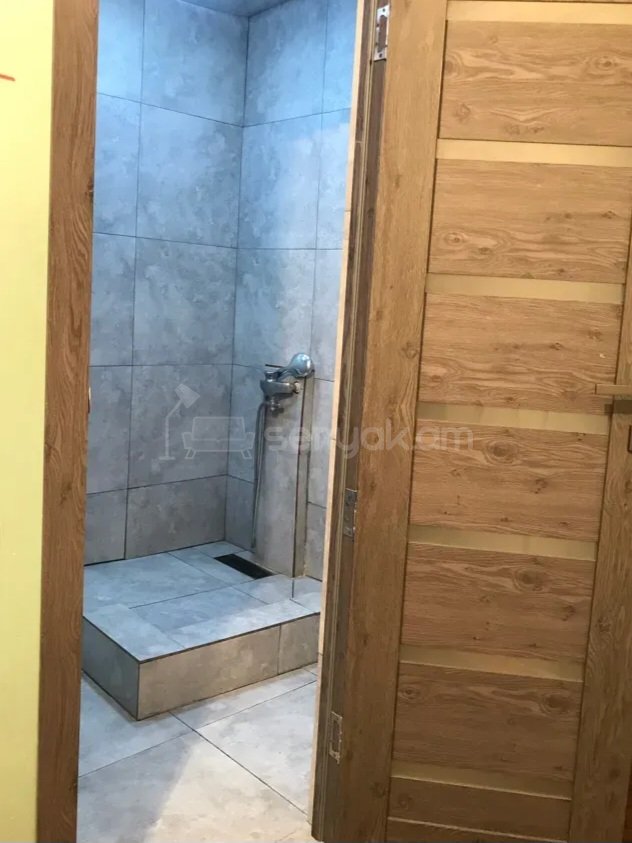 2 Սենյականոց Բնակարան Քարե Շենքում, 65քմ, 4/5 հարկ, Կոսմետիկ Վերանորոգված