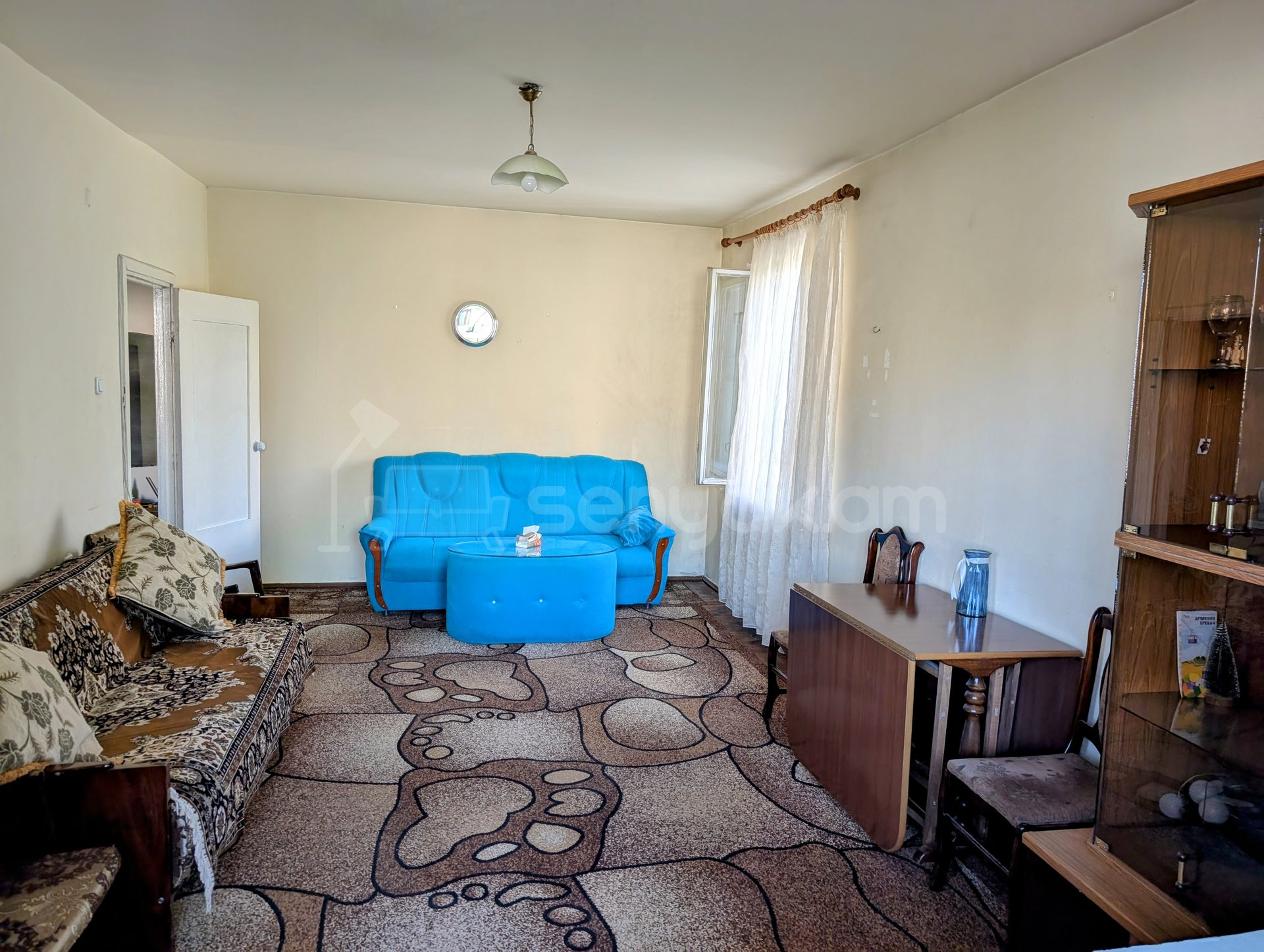 1 Սենյականոց Բնակարան, 54քմ, 4/9 հարկ, Նորմալ Վիճակում, Կահավորված, Արևկող