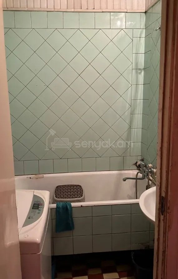 2 Սենյականոց Բնակարան, 65քմ, 12/12 հարկ, Պետական Վիճակում