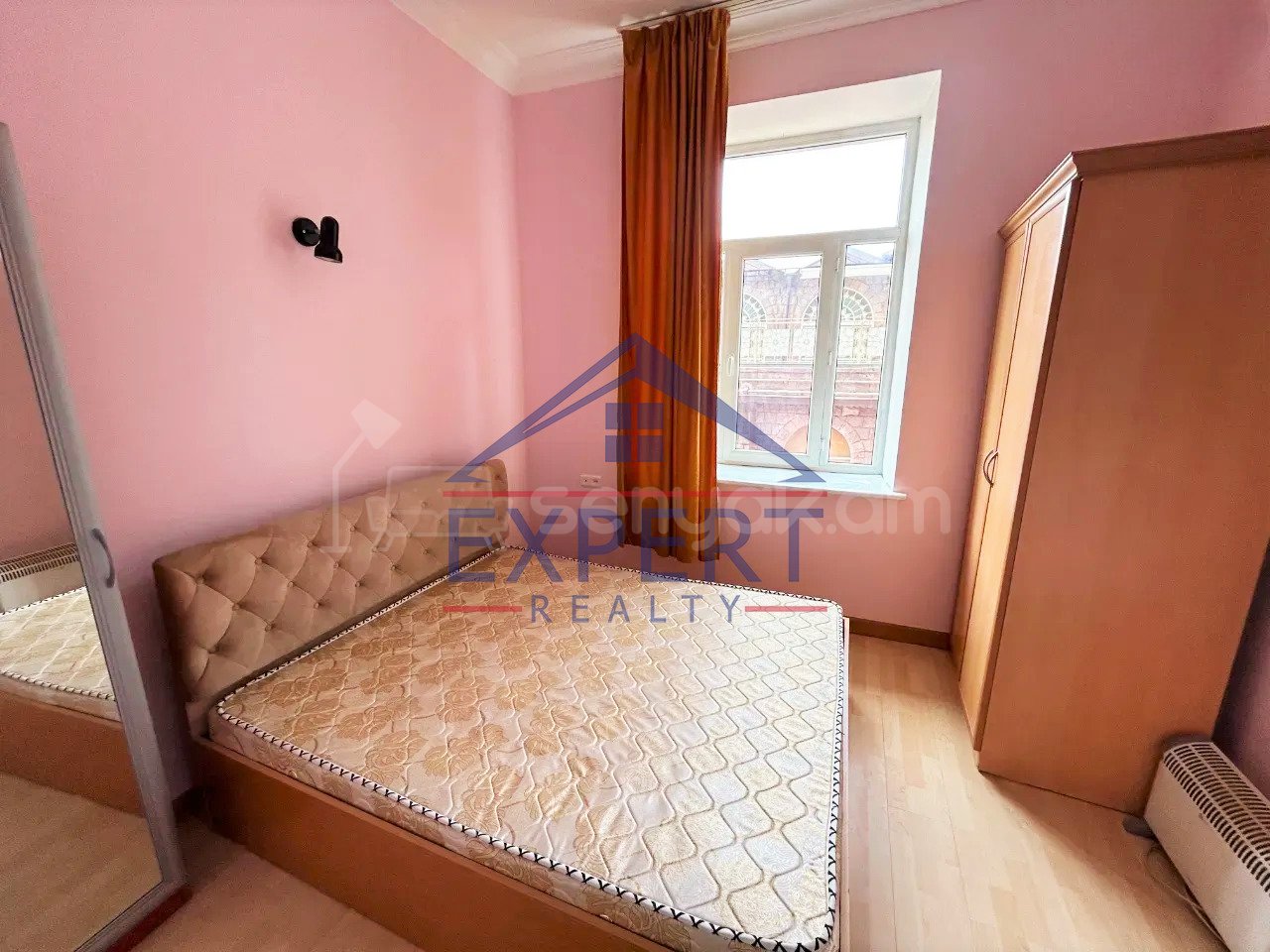 2 Սենյականոց Բնակարան Քարե Շենքում, 39քմ, 3/4 հարկ, Կապիտալ Վերանորոգված, Կահավորված, Արևկող