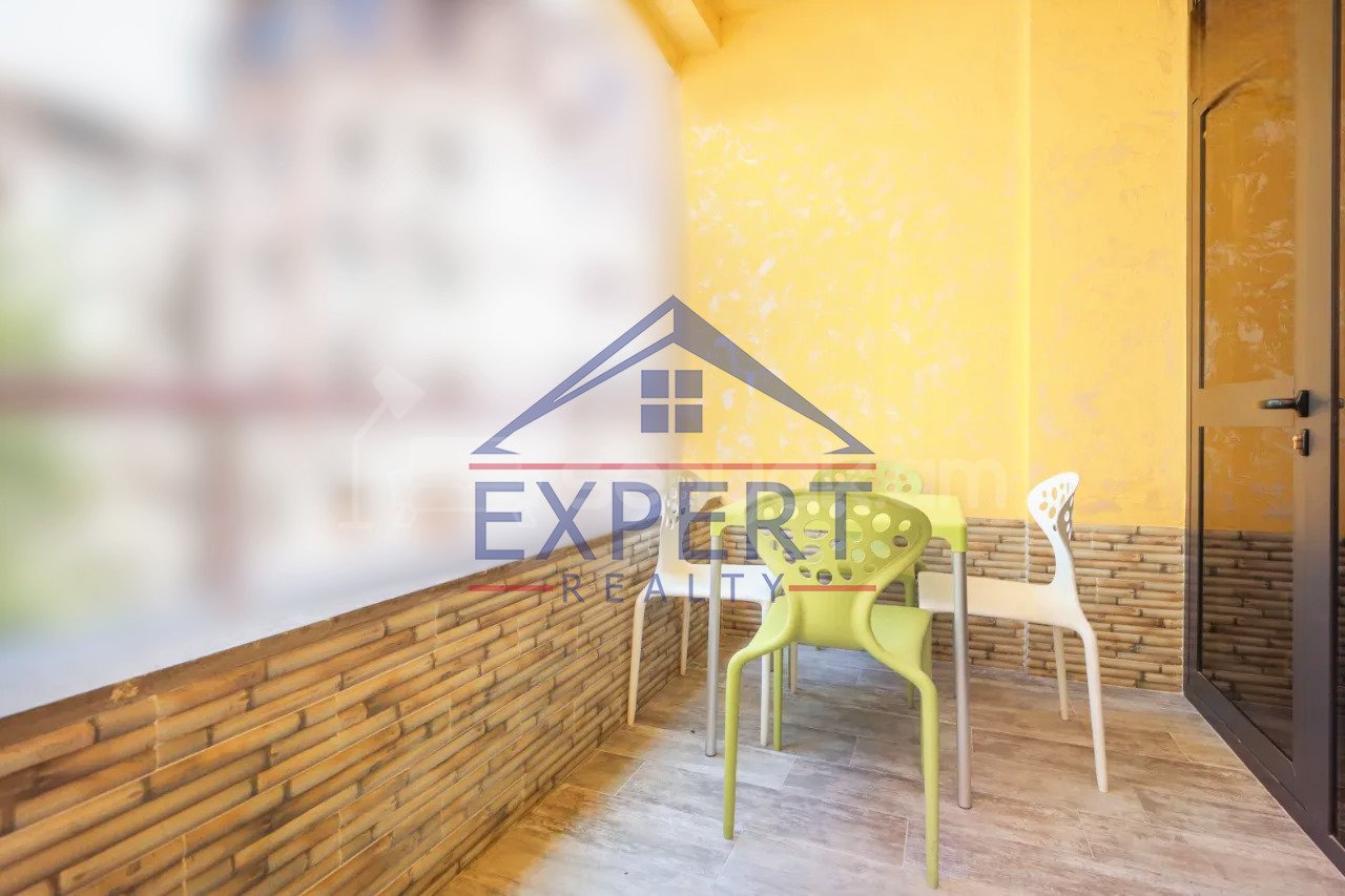 2 Սենյականոց Բնակարան Նորակառույց Քարե Շենքում, 72քմ, 4/4 հարկ, Դիզայներական Վերանորոգված, Կահավորված, Արևկող