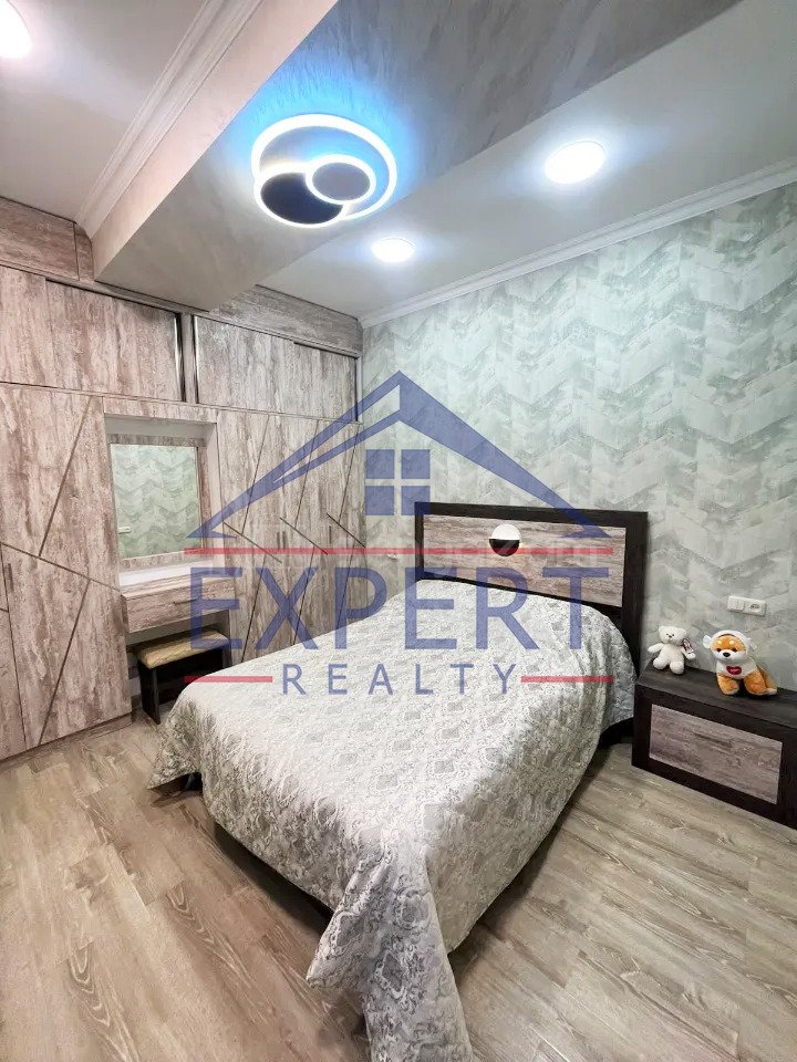 2 Սենյականոց Բնակարան Նորակառույց Քարե Շենքում, 72քմ, 4/4 հարկ, Դիզայներական Վերանորոգված, Կահավորված, Արևկող