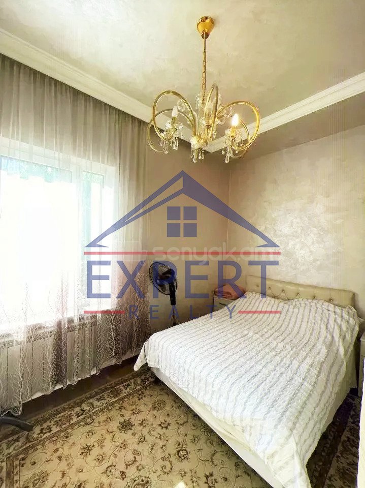 3 Սենյականոց Բնակարան Քարե Շենքում, 85քմ, 2/5 հարկ, Կապիտալ Վերանորոգված, Կահավորված, Արևկող