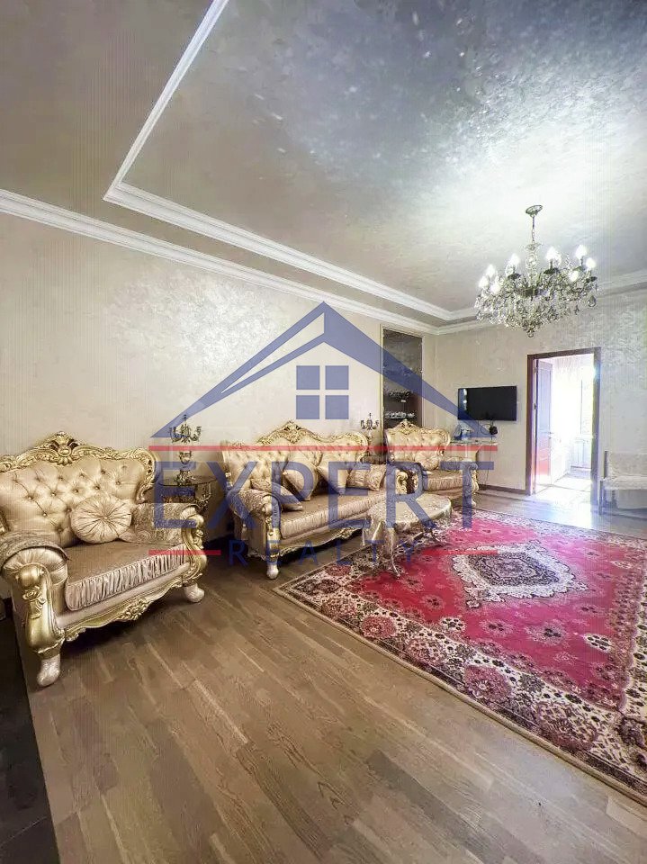 3 Սենյականոց Բնակարան Քարե Շենքում, 85քմ, 2/5 հարկ, Կապիտալ Վերանորոգված, Կահավորված, Արևկող