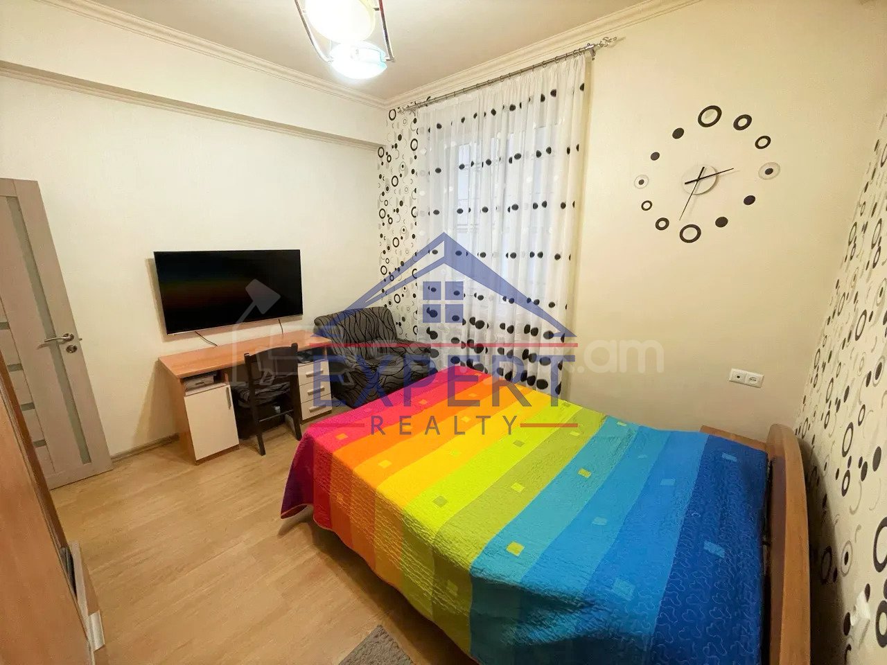 4 Սենյականոց Բնակարան Նորակառույցում, 117քմ, 2/3 հարկ, Կապիտալ Վերանորոգված