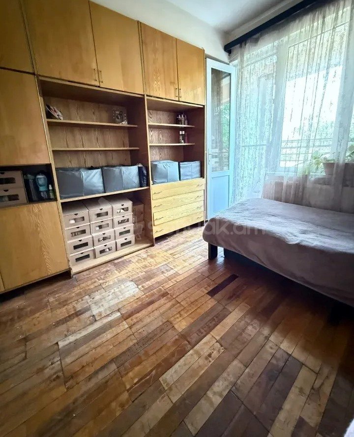 3 Սենյականոց Բնակարան, 80քմ, 3/14 հարկ, Նորմալ Վիճակում