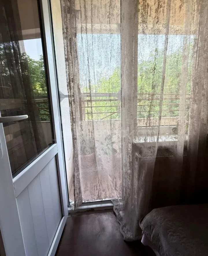 3 Սենյականոց Բնակարան, 80քմ, 3/14 հարկ, Նորմալ Վիճակում