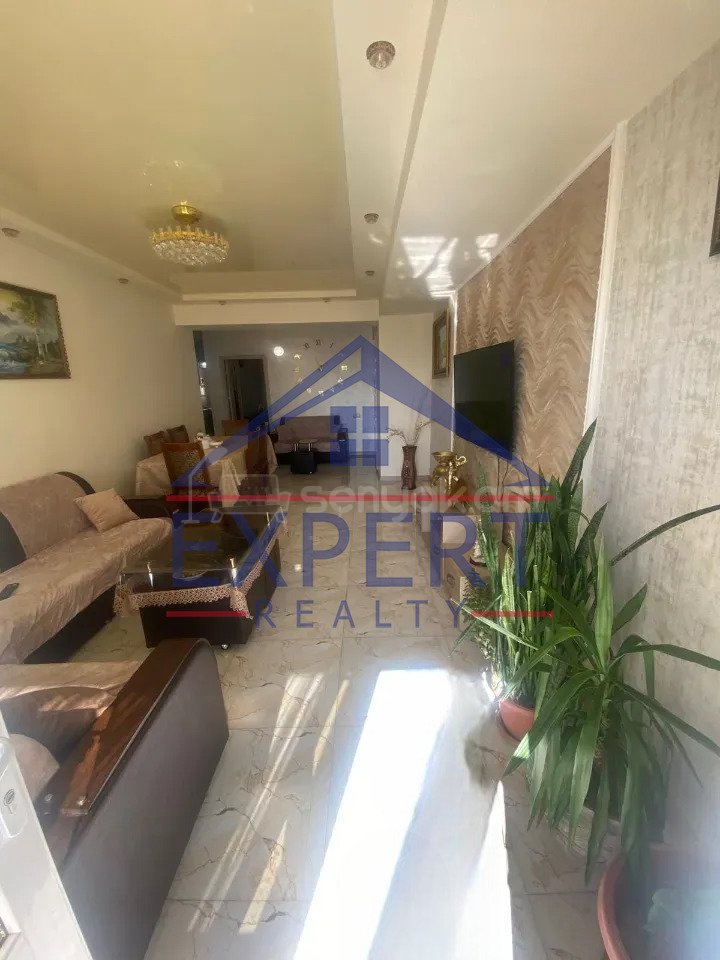 4 Սենյականոց Բնակարան, 105քմ, 8/10 հարկ, Կապիտալ Վերանորոգված