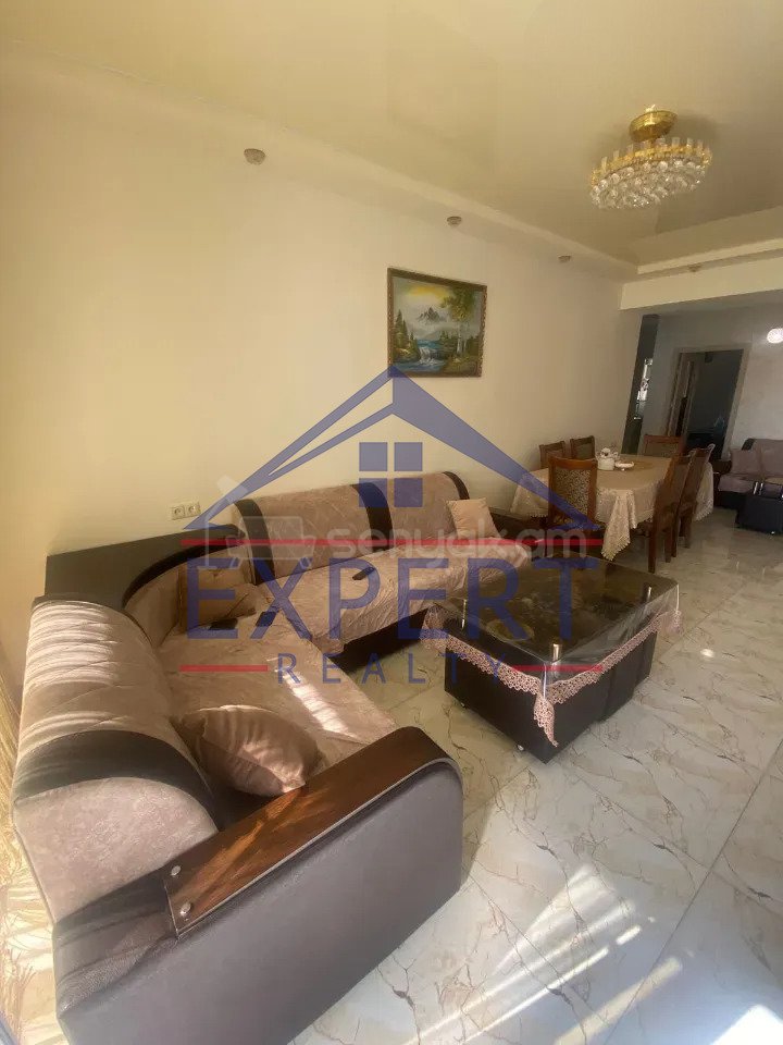 4 Սենյականոց Բնակարան, 105քմ, 8/10 հարկ, Կապիտալ Վերանորոգված