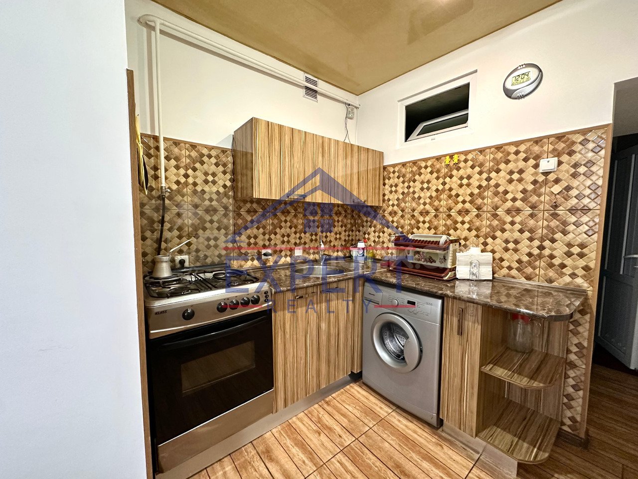 2 Սենյականոց Բնակարան Քարե Շենքում, 60քմ, 4/5 հարկ, Կապիտալ Վերանորոգված, Կահավորված, Արևկող