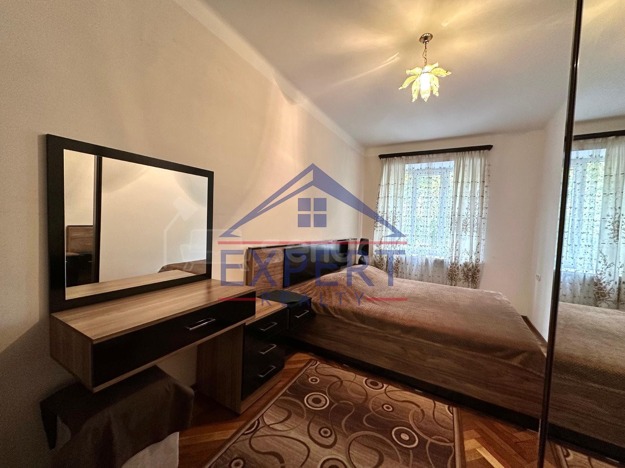 2 Սենյականոց Բնակարան Քարե Շենքում, 60քմ, 4/5 հարկ, Կապիտալ Վերանորոգված, Կահավորված, Արևկող