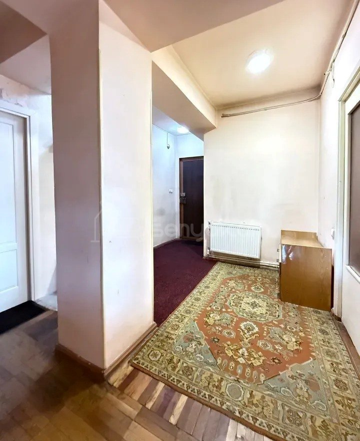 3 Սենյականոց Բնակարան, 80քմ, 3/14 հարկ, Նորմալ Վիճակում