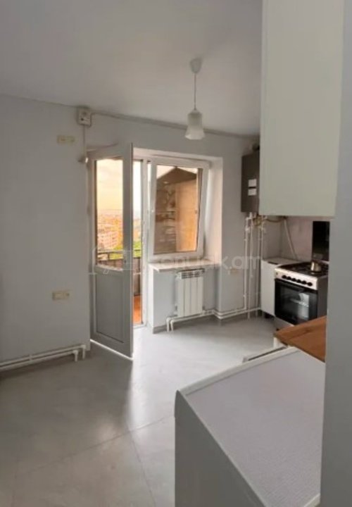 2 Սենյականոց Բնակարան Քարե Շենքում, 60քմ, 4/5 հարկ, Կոսմետիկ Վերանորոգված, Կահավորված, Արևկող