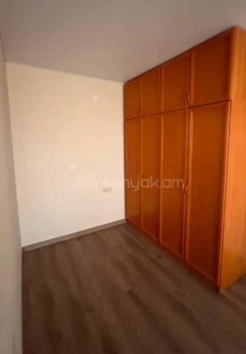 2 Սենյականոց Բնակարան Քարե Շենքում, 60քմ, 4/5 հարկ, Կոսմետիկ Վերանորոգված, Կահավորված, Արևկող