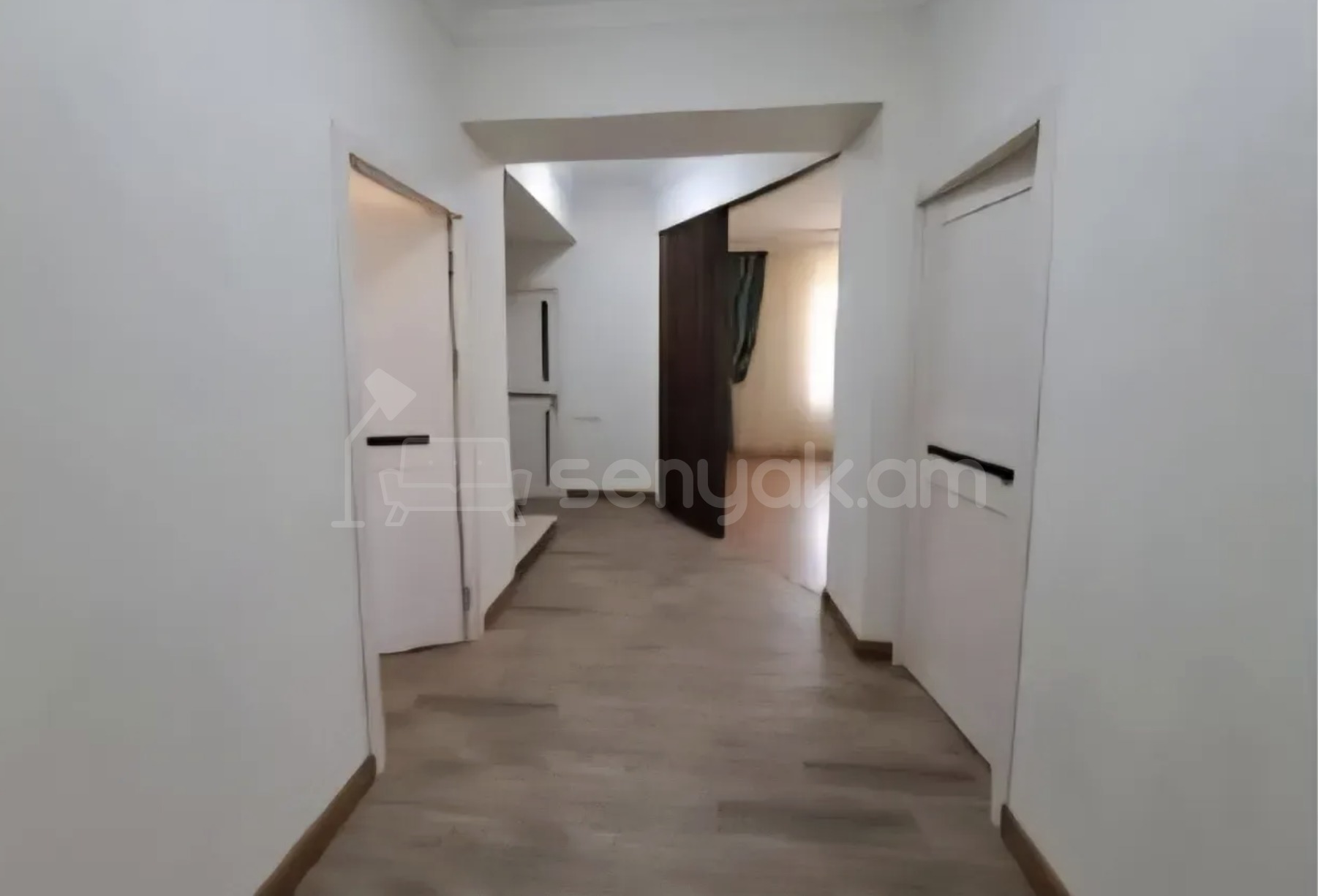 4 Սենյականոց Սեփական Տուն, 157քմ, Կապիտալ Վերանորոգված