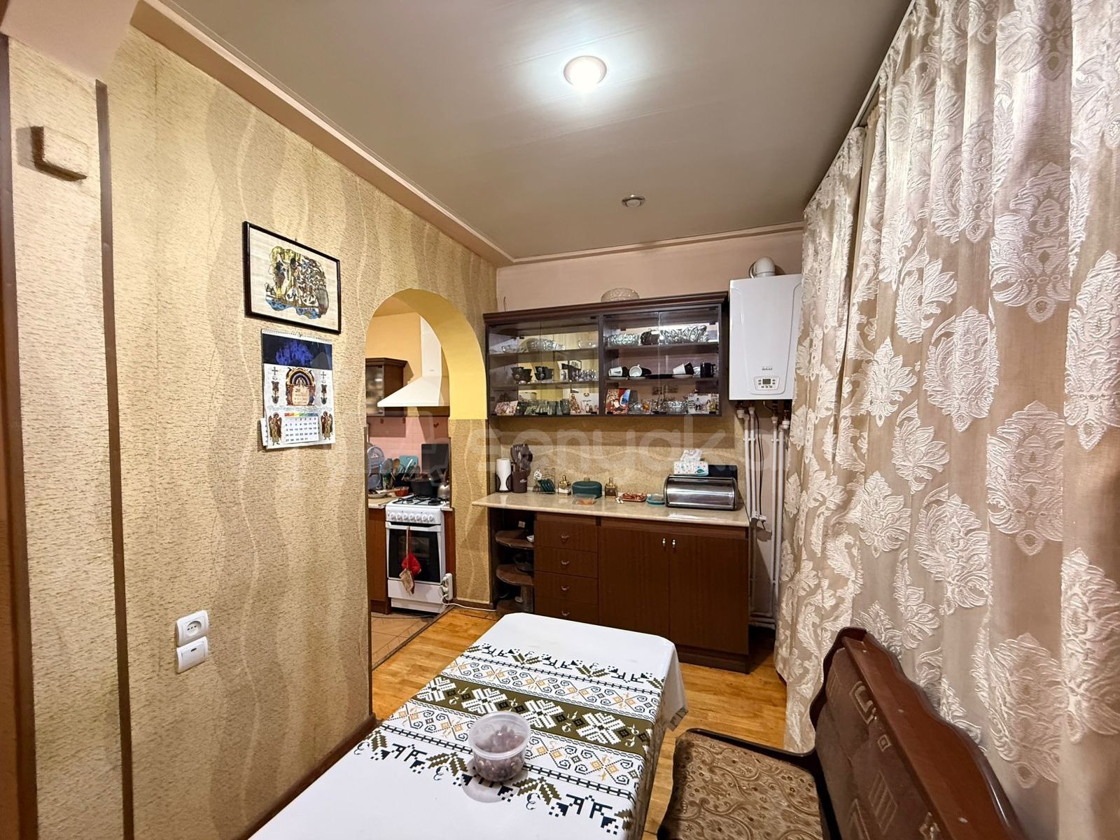 3 Սենյականոց Բնակարան, 80քմ, 1/5 հարկ, Նորմալ Վիճակում, Կահավորված, Արևկող