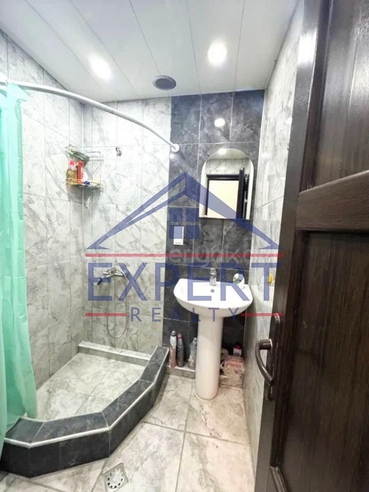 3 Սենյականոց Բնակարան, 68քմ, 7/15 հարկ, Կապիտալ Վերանորոգված, Կահավորված, Արևկող