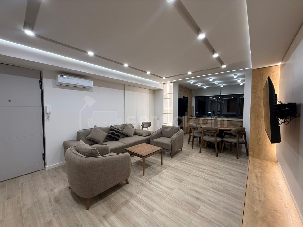 3 Սենյականոց Բնակարան, 73քմ, 11/11 հարկ, Դիզայներական Վերանորոգված, Կահավորված, Արևկող