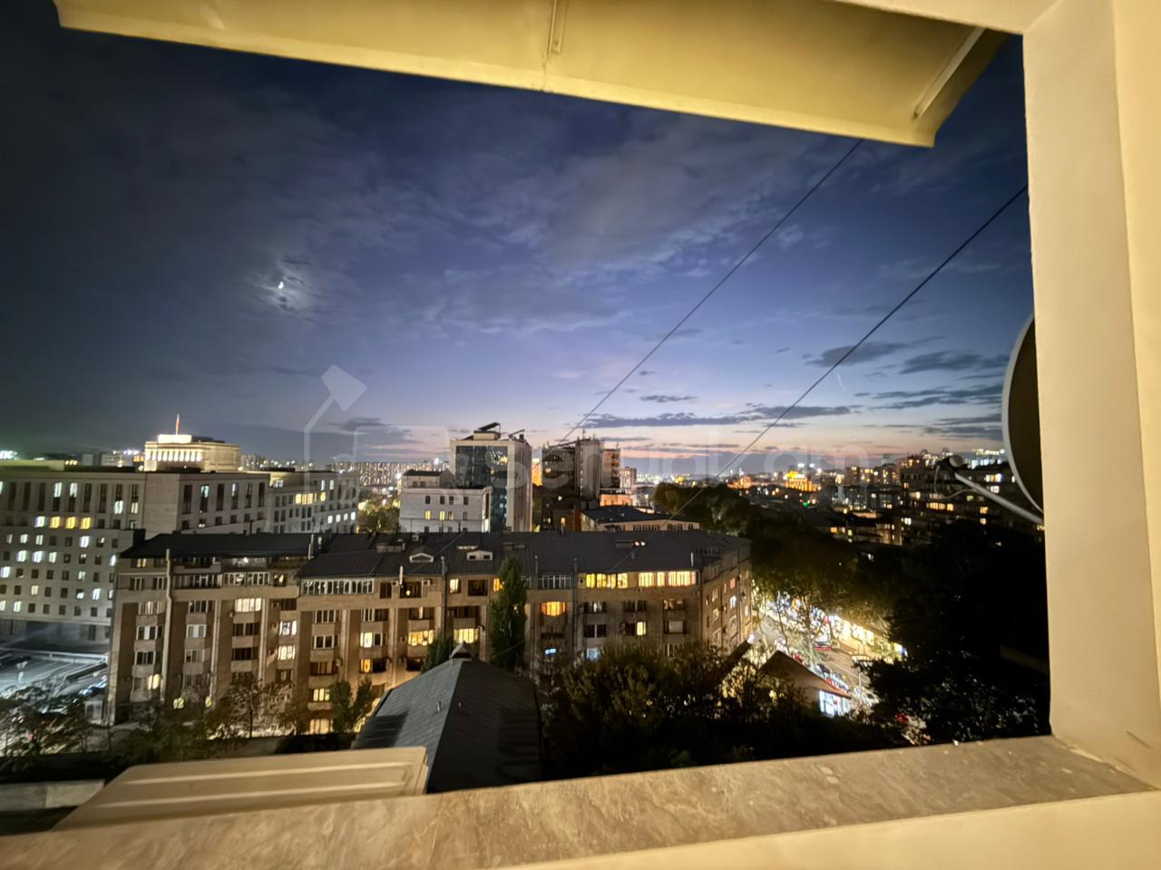 3 Սենյականոց Բնակարան, 73քմ, 11/11 հարկ, Դիզայներական Վերանորոգված, Կահավորված, Արևկող