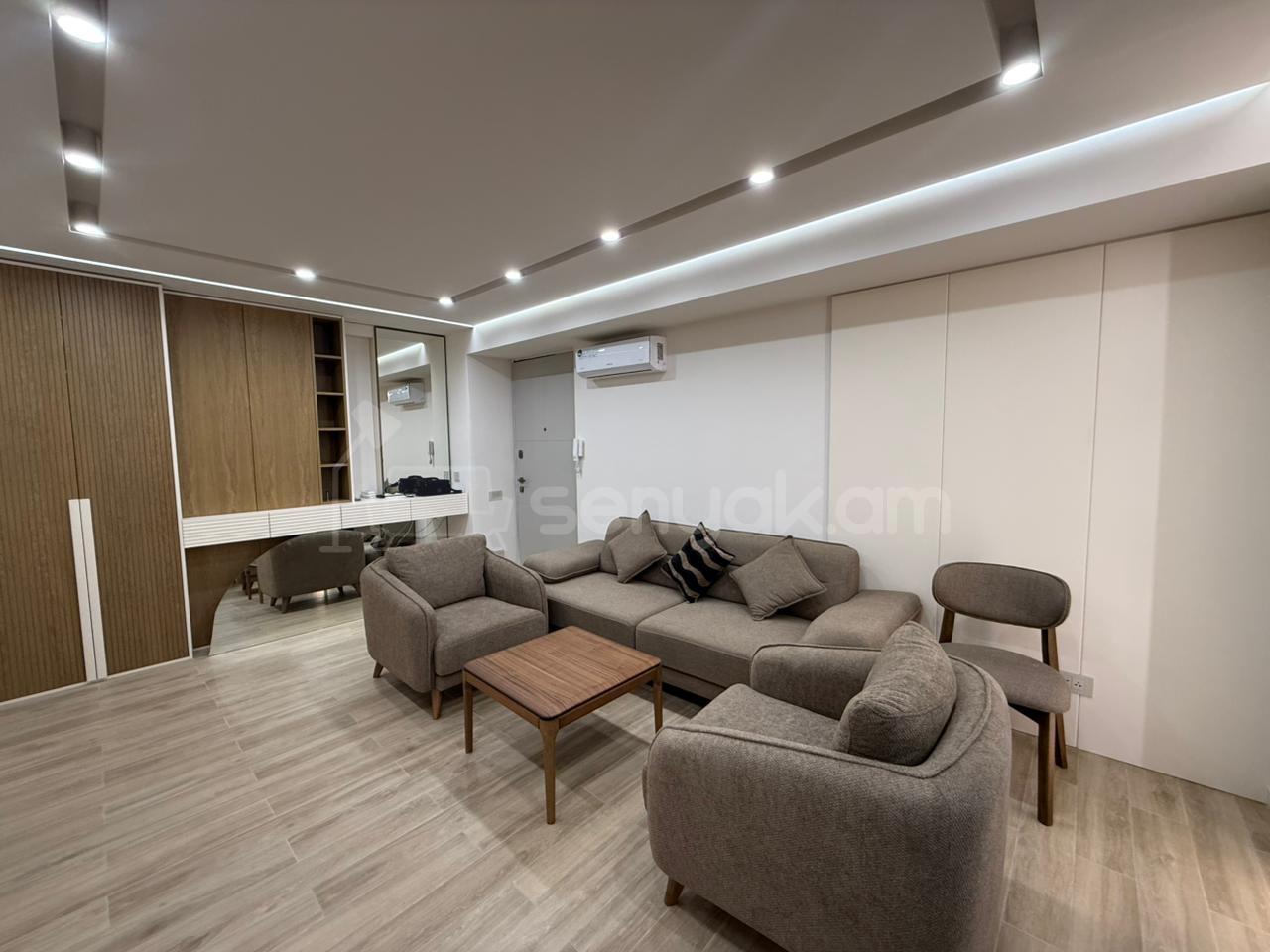 3 Սենյականոց Բնակարան, 73քմ, 11/11 հարկ, Դիզայներական Վերանորոգված, Կահավորված, Արևկող