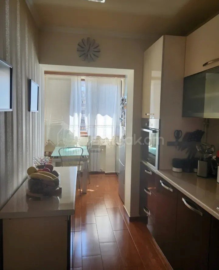 3 Սենյականոց Բնակարան, 78քմ, 5/9 հարկ, Կապիտալ Վերանորոգված