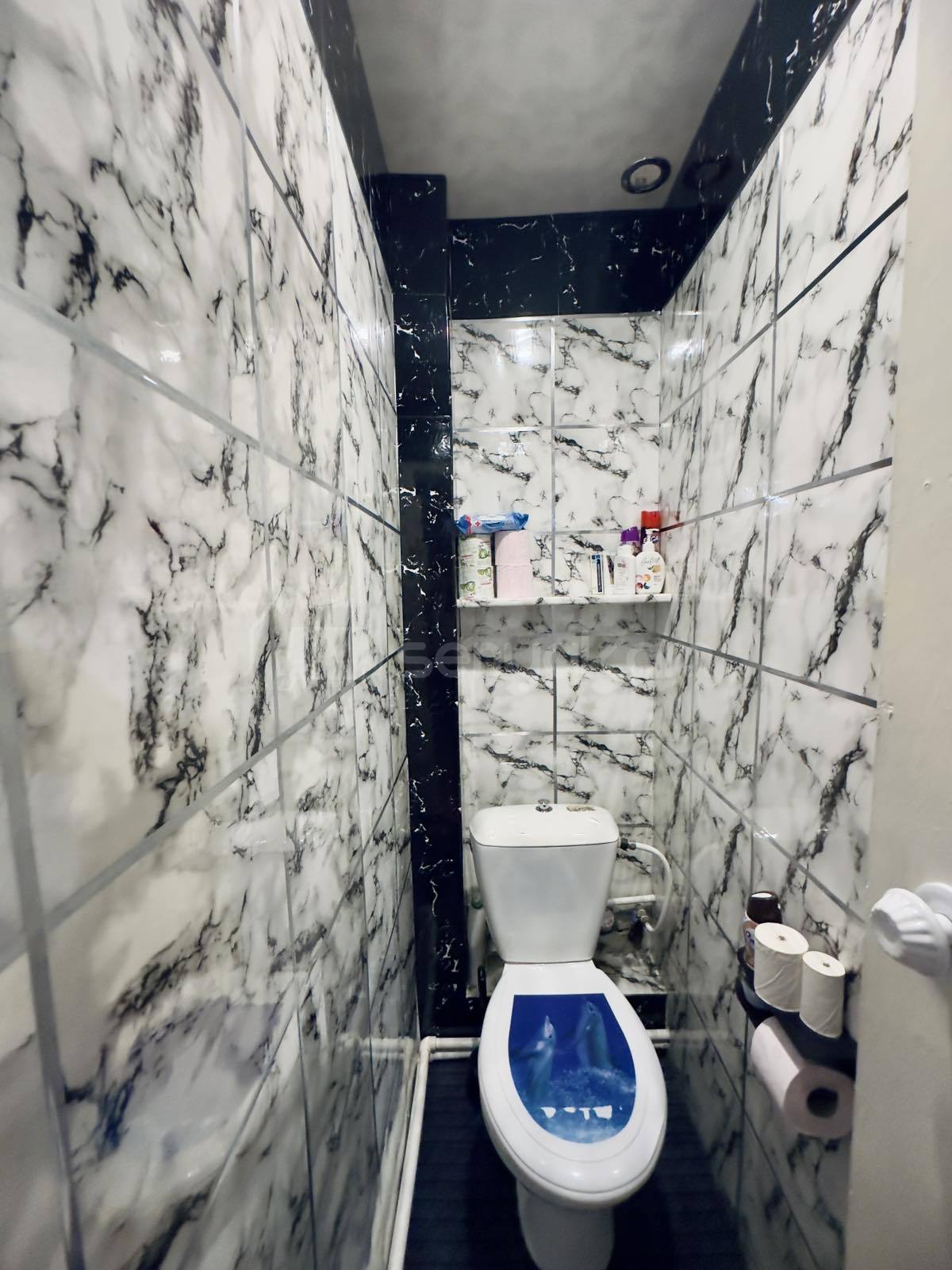 4 Սենյականոց Բնակարան Քարե Շենքում, 107քմ, 4/5 հարկ, Կապիտալ Վերանորոգված