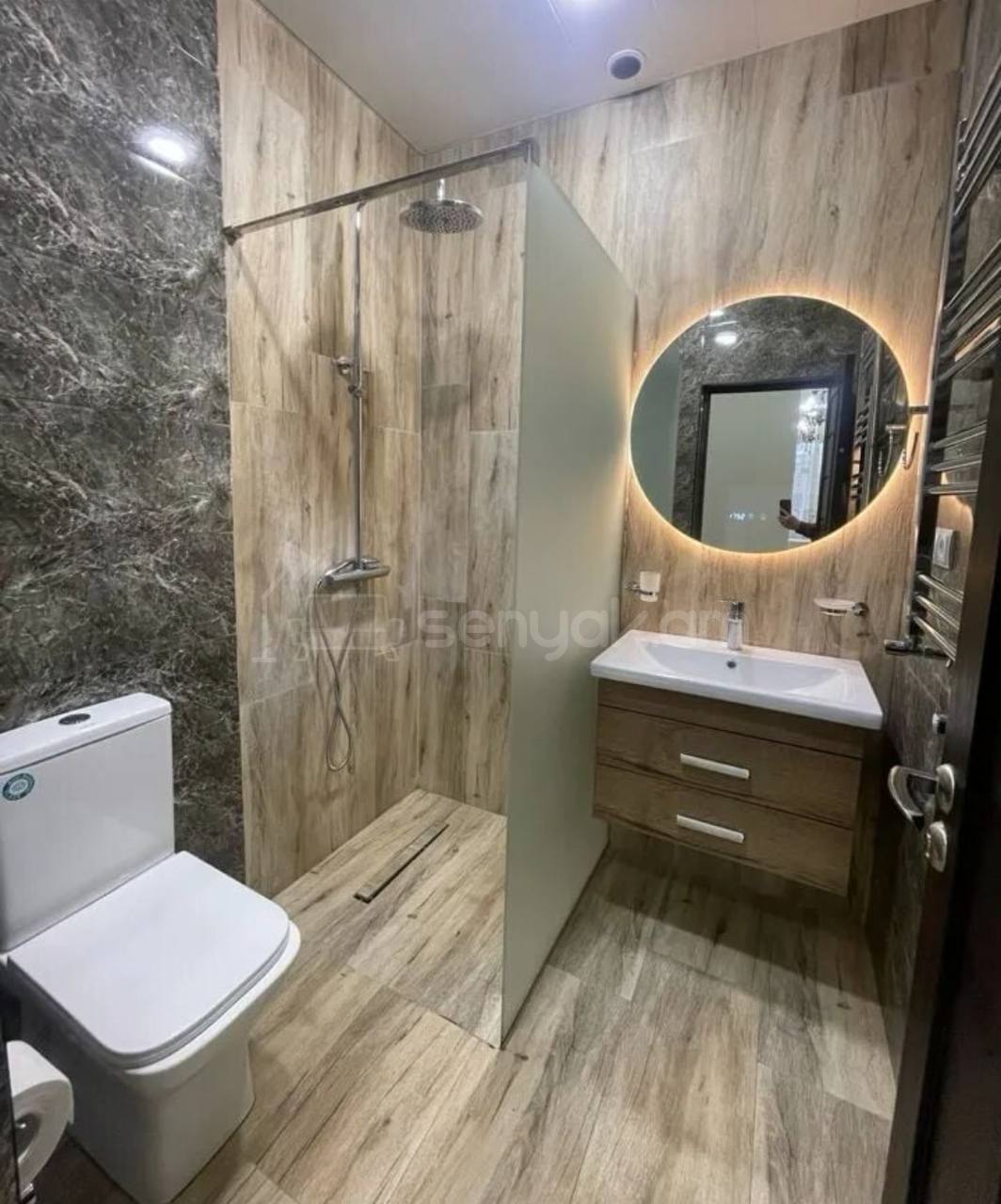 3 Սենյականոց Բնակարան Նորակառույցում, 99քմ, 17/17 հարկ, Կապիտալ Վերանորոգված