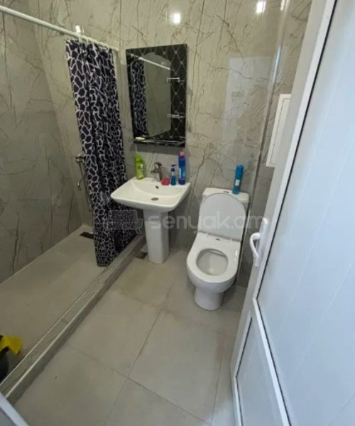 2 Սենյականոց Բնակարան Քարե Շենքում, 60քմ, 4/5 հարկ, Կոսմետիկ Վերանորոգված, Կահավորված, Արևկող