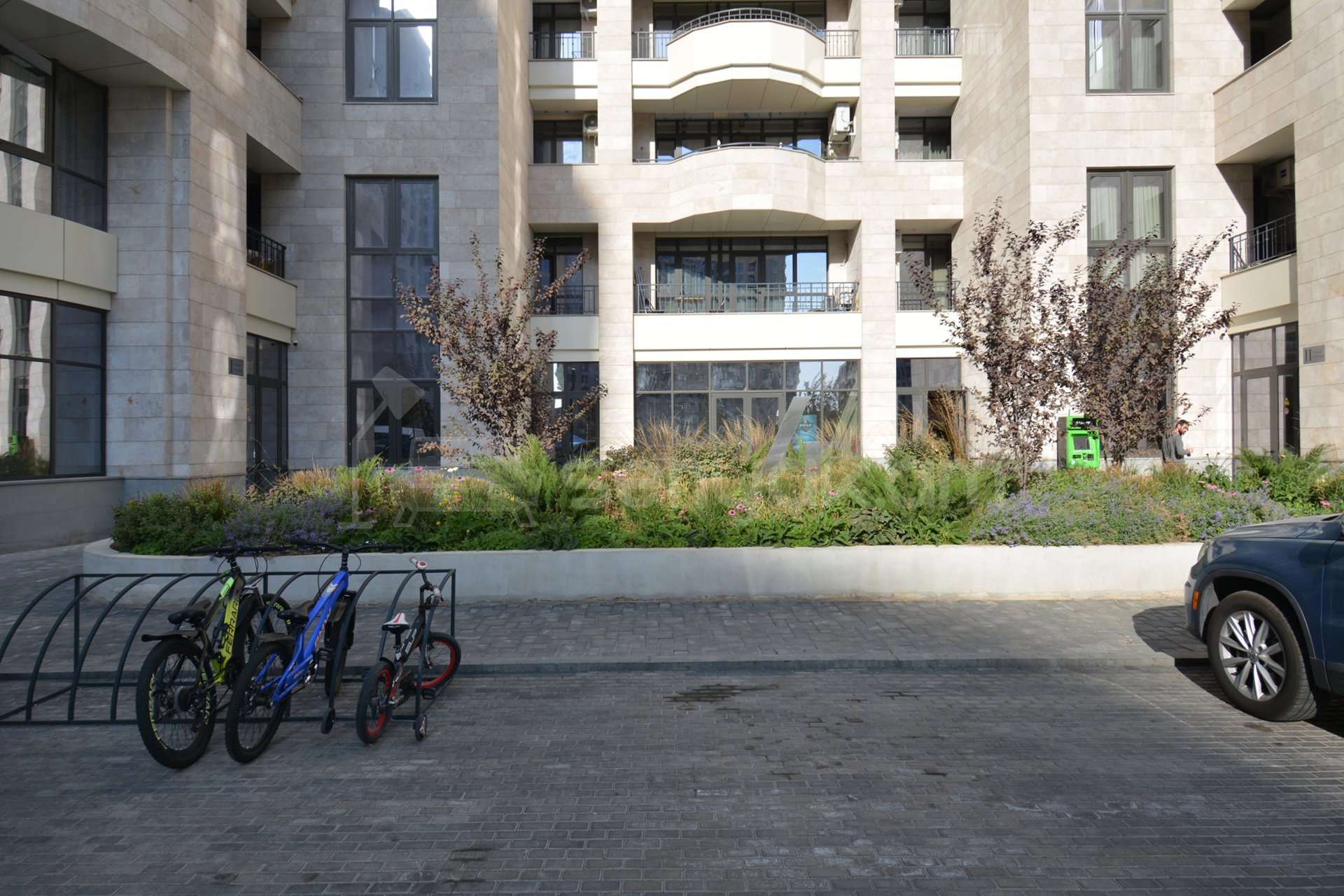 Նորակառույց Առևտրի Տարածք, 75քմ