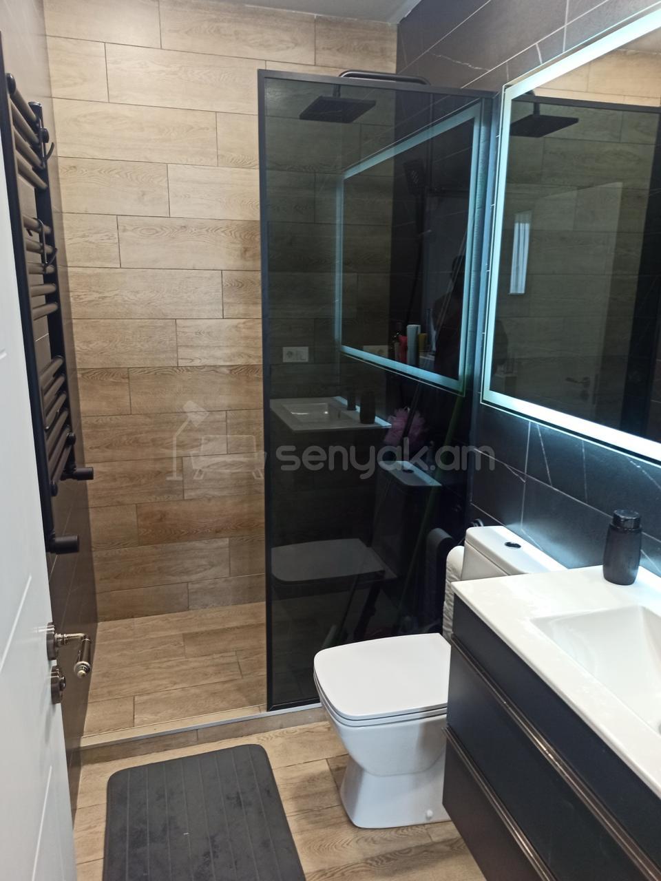 2 Սենյականոց Բնակարան Նորակառույցում, 60քմ, 10/16 հարկ, Դիզայներական Վերանորոգված, Կահավորված, Արևկող