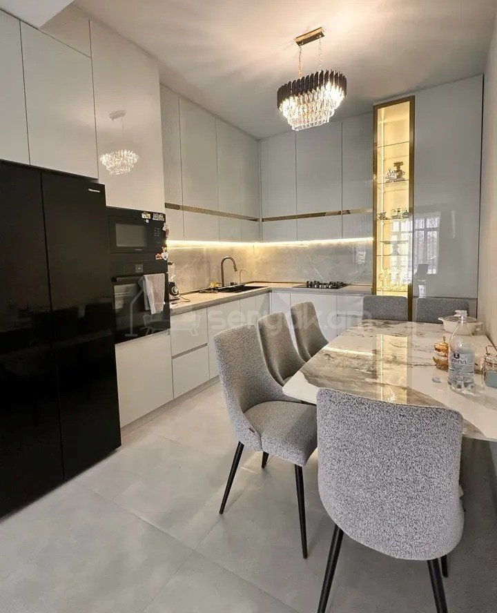 2 Սենյականոց Բնակարան Նորակառույցում, 72քմ, 3/16 հարկ, Կապիտալ Վերանորոգված