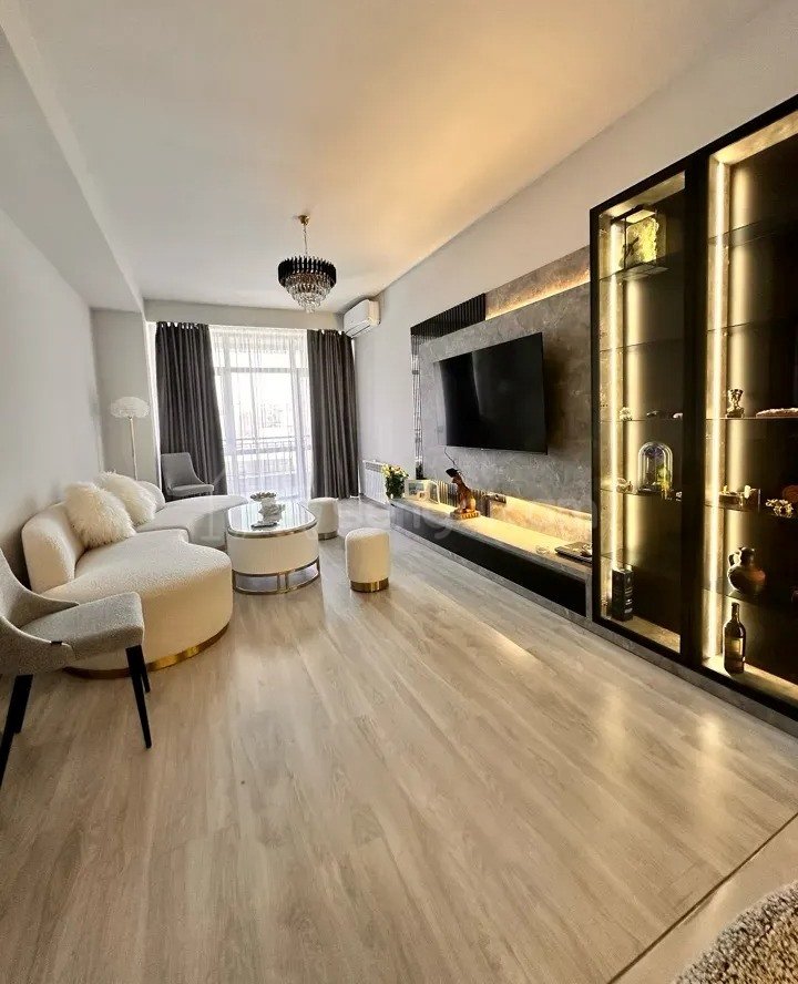 2 Սենյականոց Բնակարան Նորակառույցում, 72քմ, 3/16 հարկ, Կապիտալ Վերանորոգված