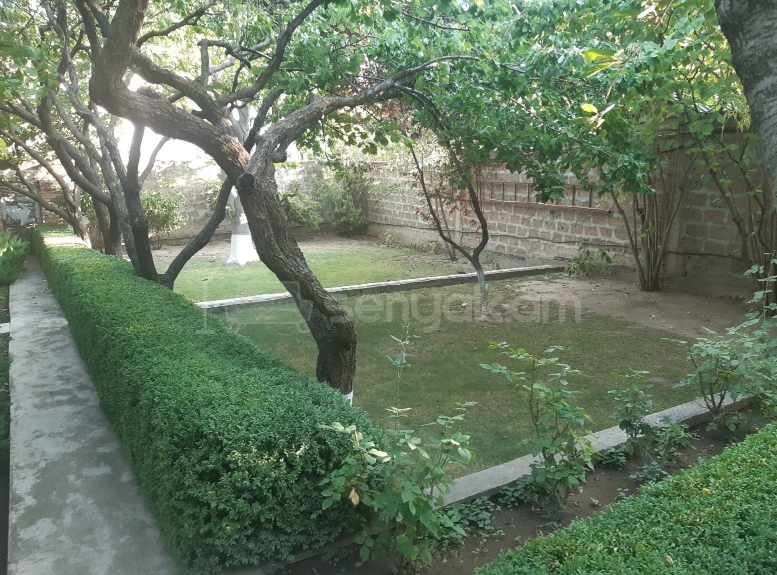 4 Սենյականոց Շքեղ Առանձնատուն, 200քմ, Լողավազանով