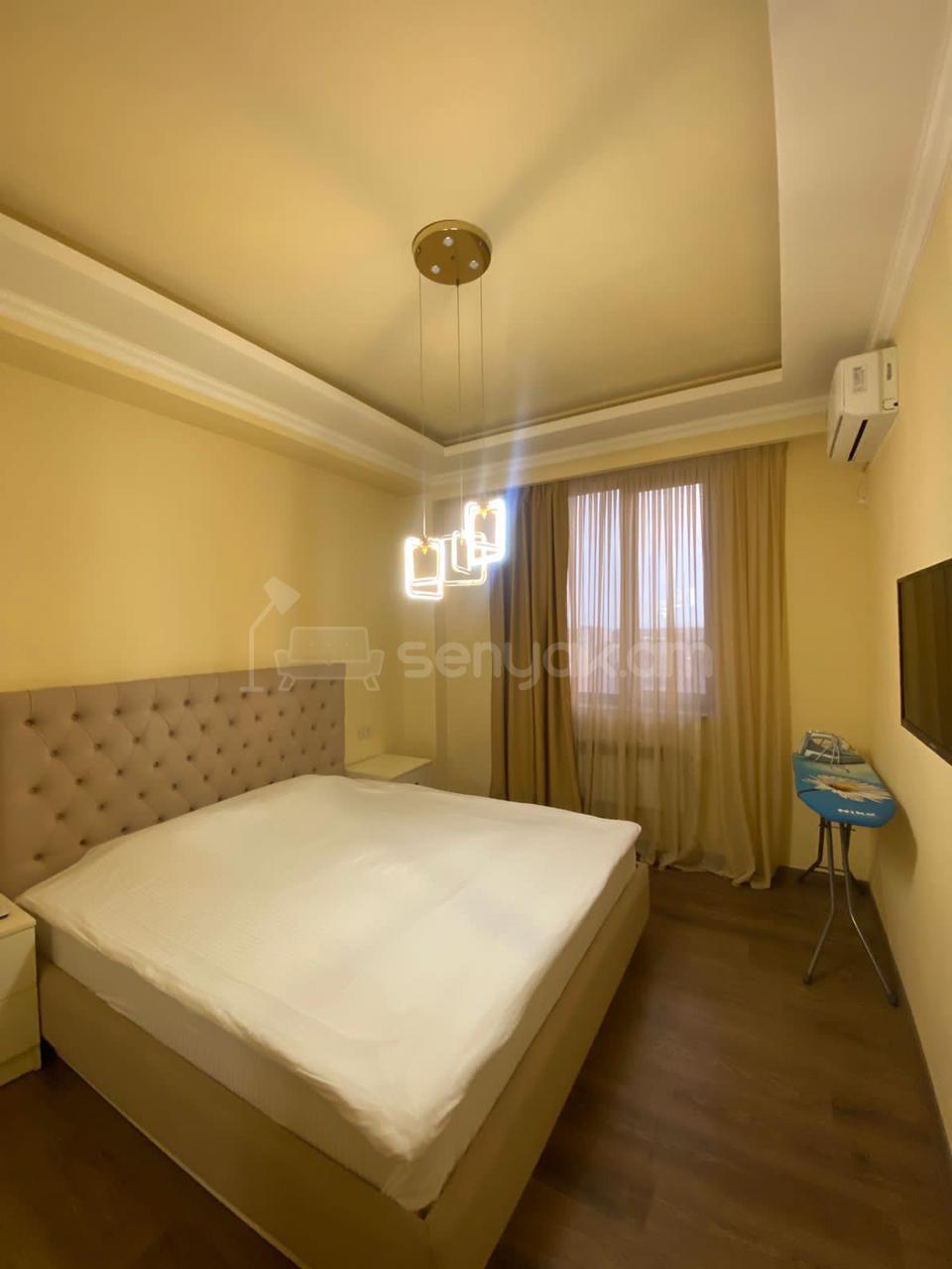 2 Սենյականոց Բնակարան Նորակառույցում, 72քմ, 11/12 հարկ, Դիզայներական Վերանորոգված