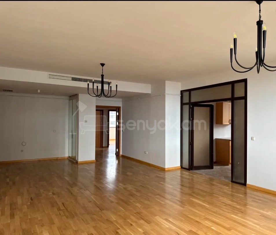 Օֆիսային Տարածք, 152քմ, Կապիտալ Վերանորոգված