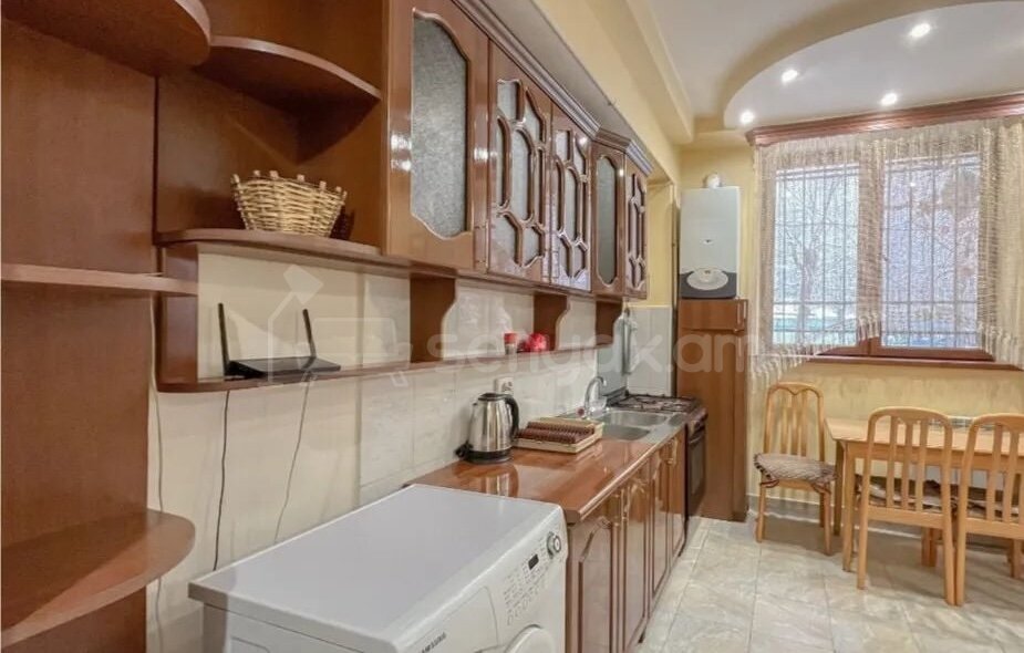 1 Սենյականոց Բնակարան, 34քմ, 1/10 հարկ, Կապիտալ Վերանորոգված, Կահավորված