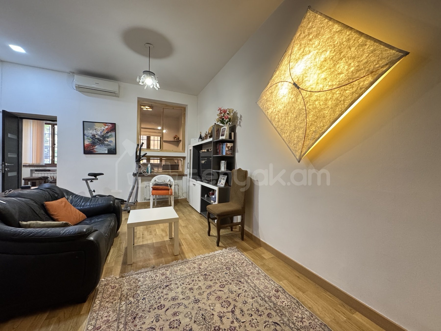 2 Սենյականոց Բնակարան Քարե Շենքում, 57քմ, 2/2 հարկ, Դիզայներական Վերանորոգված