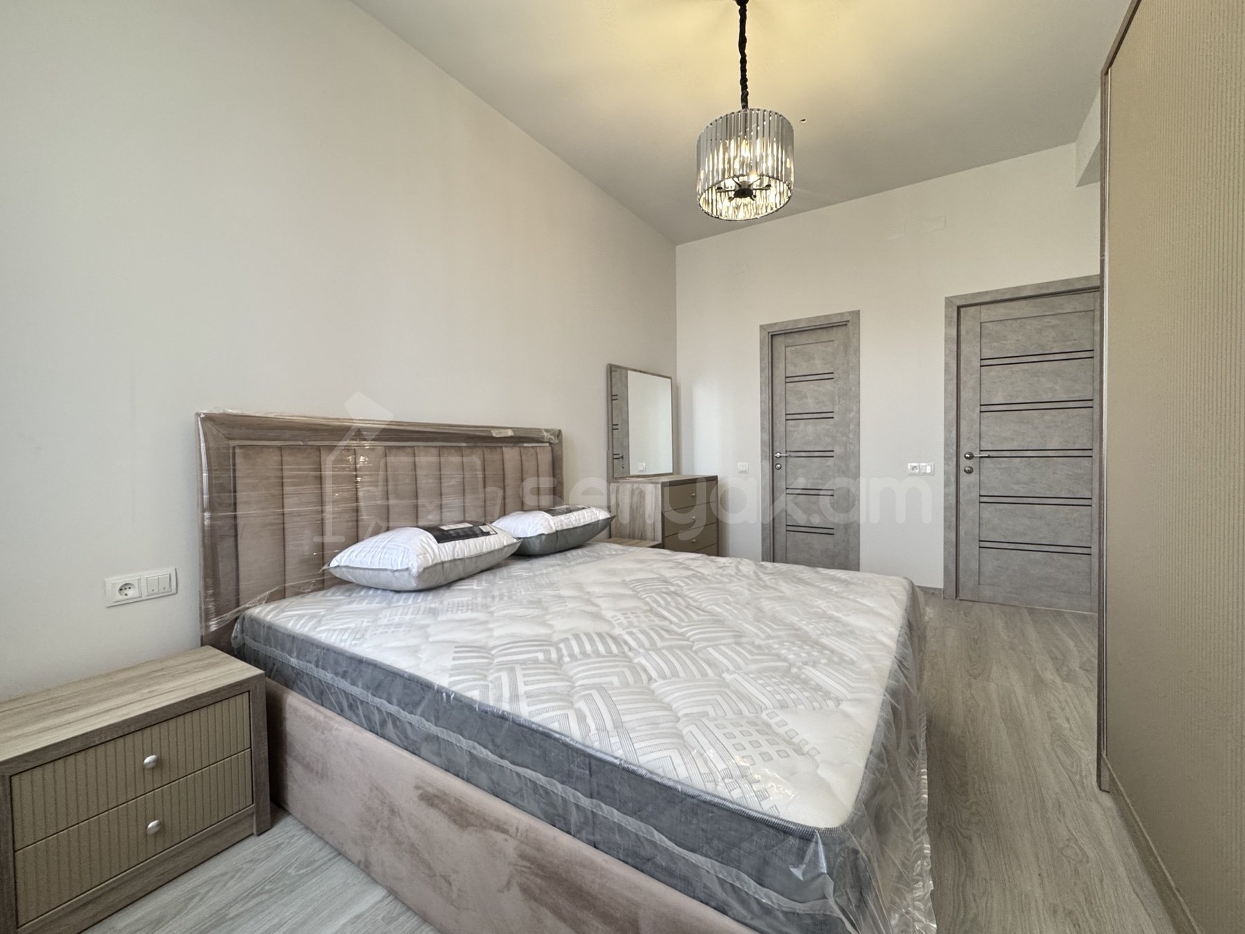 3 Սենյականոց Բնակարան Նորակառույցում, 88քմ, 8/16 հարկ, Դիզայներական Վերանորոգված