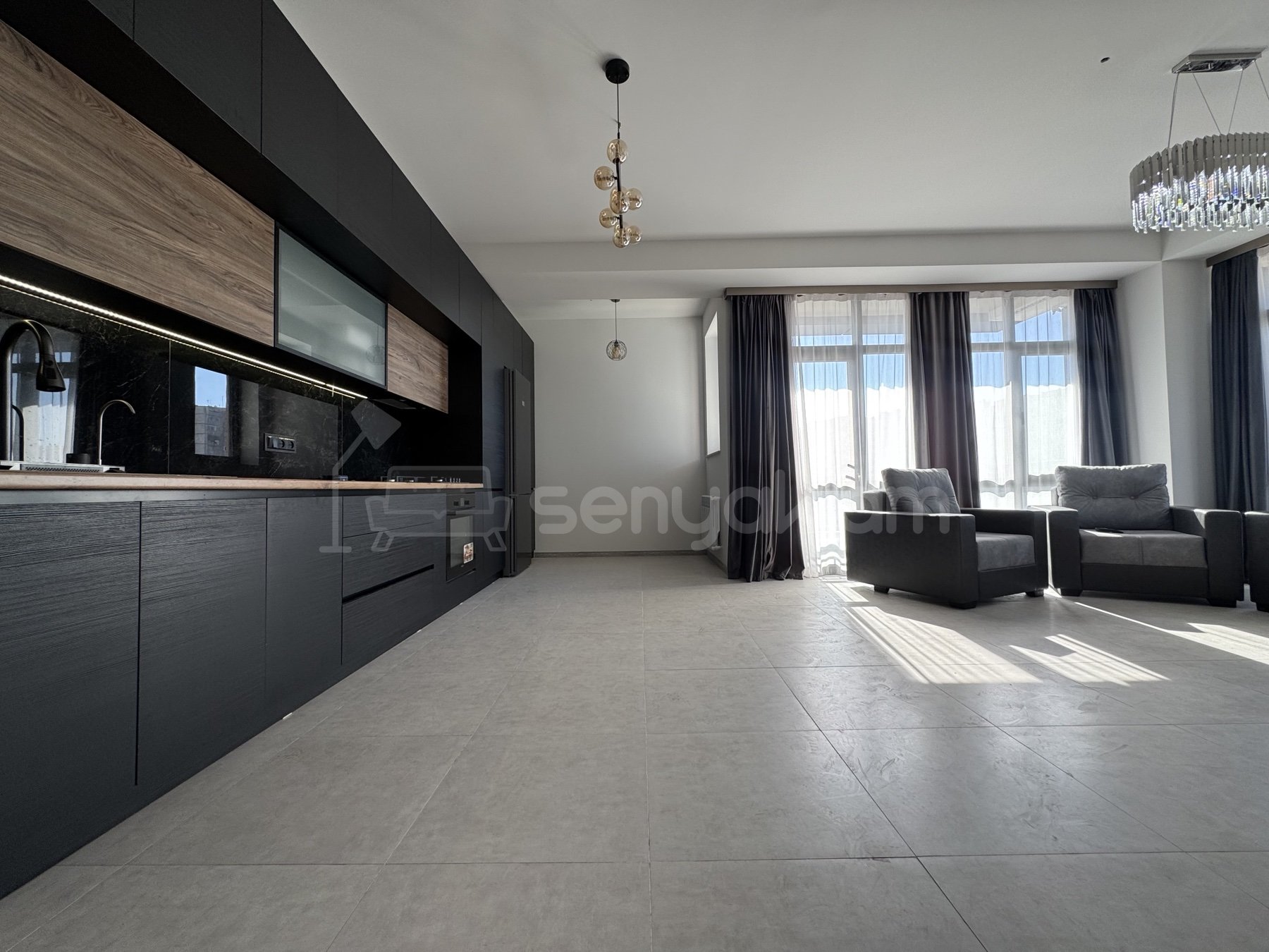 3 Սենյականոց Բնակարան Նորակառույցում, 88քմ, 8/16 հարկ, Դիզայներական Վերանորոգված