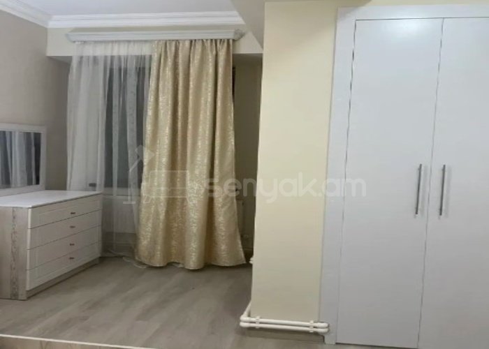 2 Սենյականոց Բնակարան, 62քմ, 8/21 հարկ, Կապիտալ Վերանորոգված, Կահավորված, Արևկող