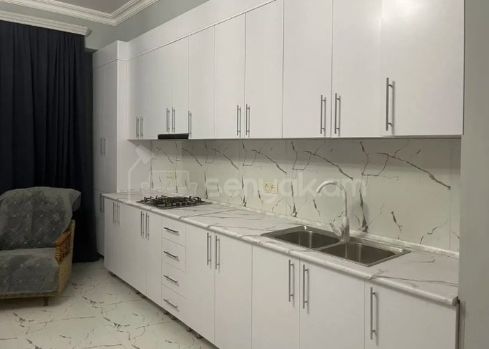 2 Սենյականոց Բնակարան, 62քմ, 8/21 հարկ, Կապիտալ Վերանորոգված, Կահավորված, Արևկող